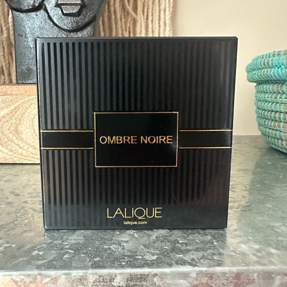Lalique Ombre Noire Perfume